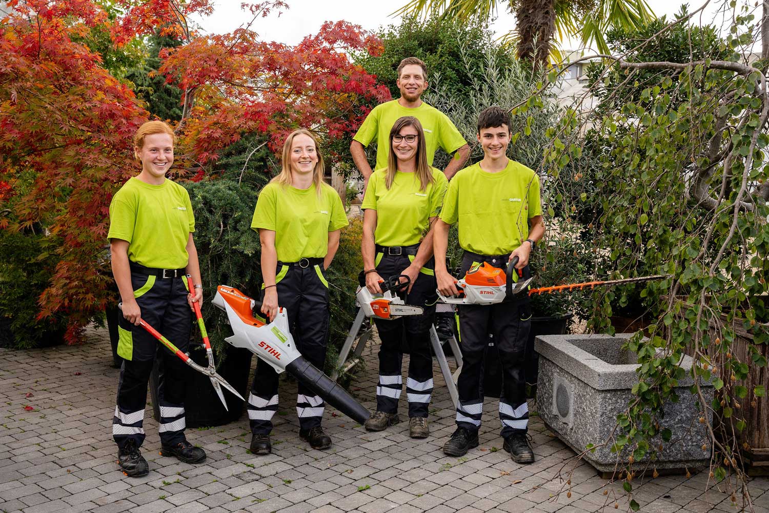 Die Gartenpflege erledigt die Wohlfühlgarten Portmann GmbH aus Schötz für Sie.